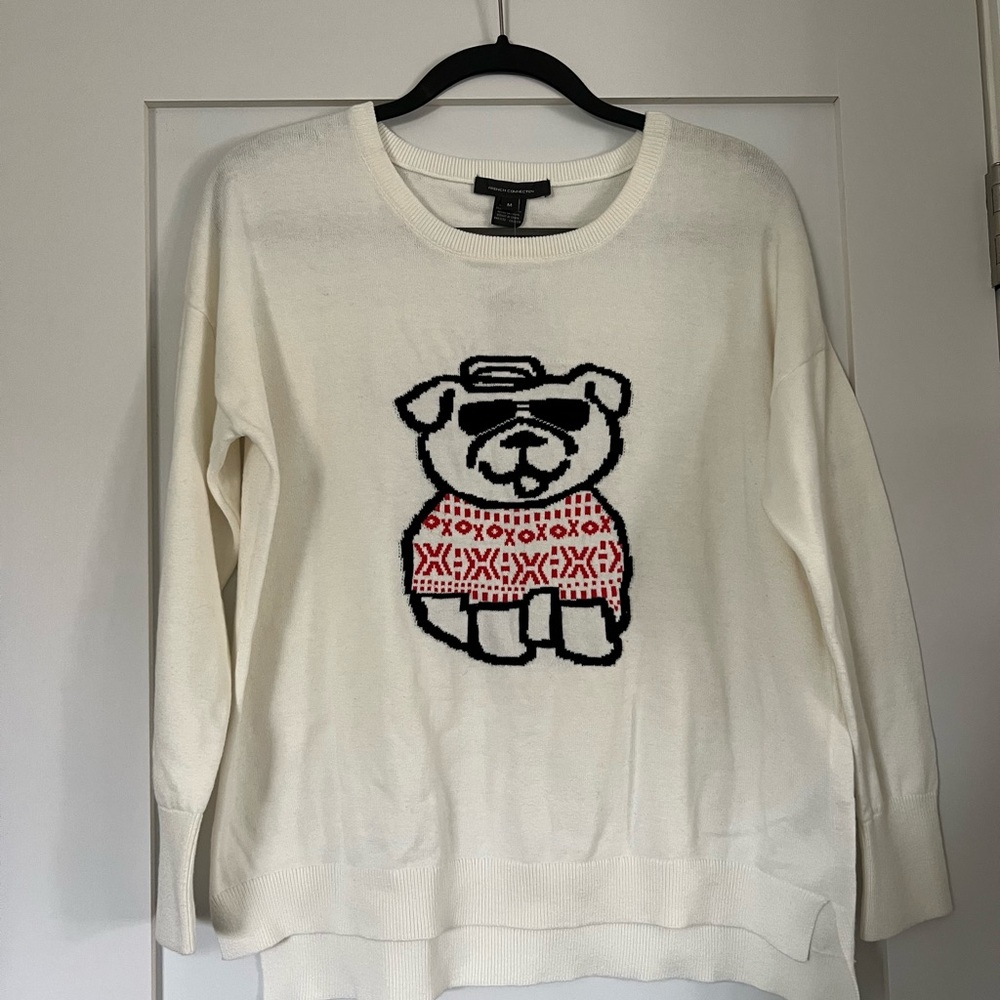 NWT French Connection Apres Ski Bulldog Sweater - Size Medium